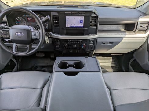 Used 2024 Ford F250 XL w/ XL Chrome Package AWD/4WD image 13