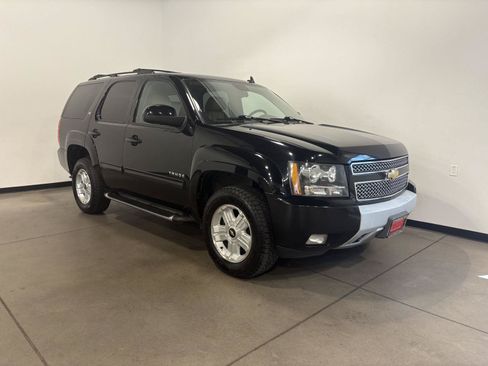 Used 2010 Chevrolet Tahoe LT w/ Luxury Package AWD/4WD image 1
