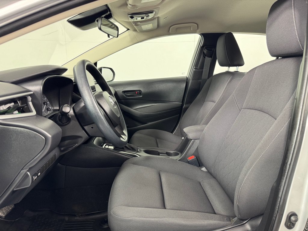 Used 2024 Toyota Corolla LE w/ LE Convenience Package FWD image 12