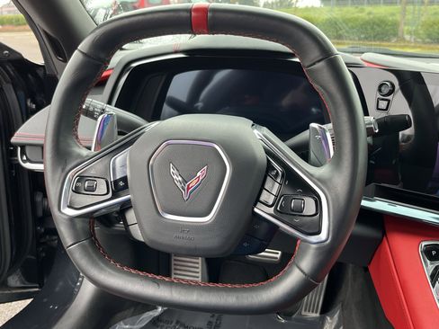 Used 2024 Chevrolet Corvette Stingray Preferred Conv w/ Stealth Interior Trim Package image 11