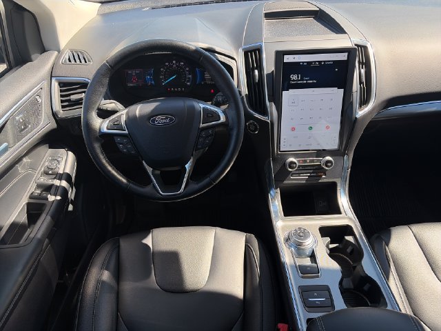 Used 2022 Ford Edge Titanium AWD/4WD image 15