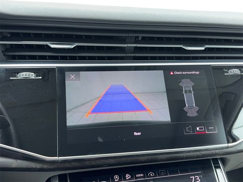 Used 2022 Audi Q7 3.0T Premium image 32