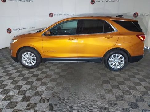 Used 2018 Chevrolet Equinox LT FWD image 8