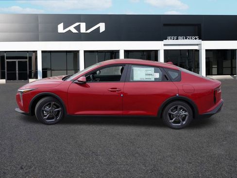 New 2025 Kia K4 LXS image 6