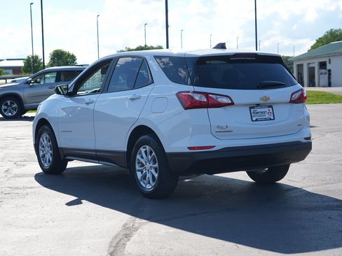 Used 2020 Chevrolet Equinox LS AWD/4WD image 5