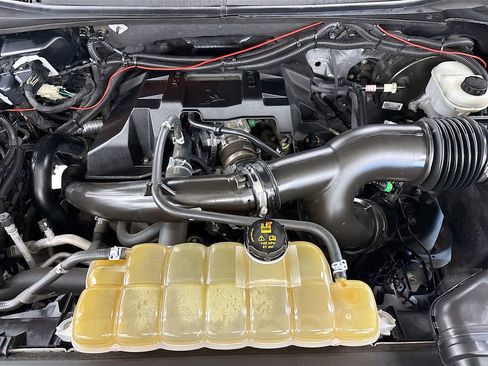 Used 2020 Ford F150 XLT w/ Equipment Group 302A Luxury image 25