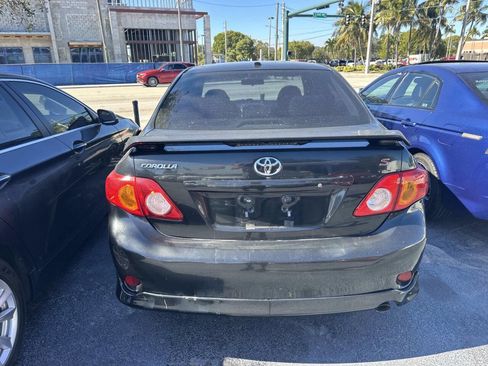 Used 2010 Toyota Corolla S image 4