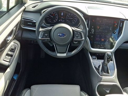 Used 2022 Subaru Outback Limited AWD/4WD image 16