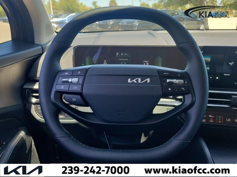 New 2026 Kia Sportage LX FWD image 15