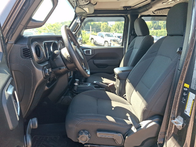 Used 2022 Jeep Wrangler Unlimited Sport AWD/4WD image 2