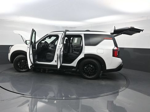 Used 2026 Nissan Armada PRO-4X AWD/4WD image 41