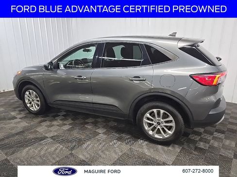 Certified 2022 Ford Escape SE w/ Cold Weather Package AWD/4WD image 5