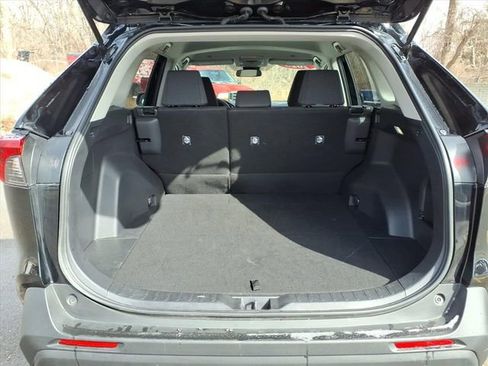 Certified 2025 Toyota RAV4 LE image 8