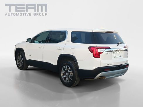 Used 2023 GMC Acadia SLE image 5
