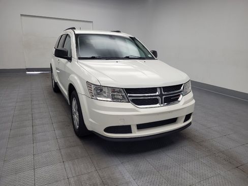 Used 2018 Dodge Journey SE FWD image 14