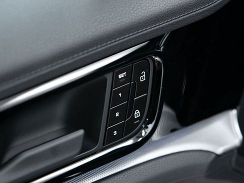 New 2026 Porsche Panamera image 19