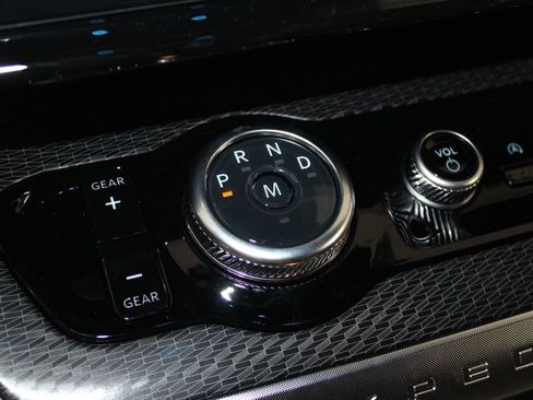 New 2025 Ford Expedition Platinum w/ Stealth Performance Package image 53