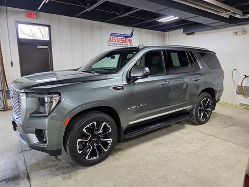Certified 2024 GMC Yukon Denali w/ Max Trailering Package AWD/4WD image 1