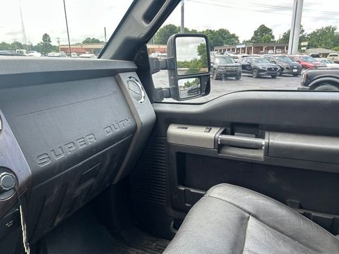 Used 2016 Ford F350 Lariat w/ Lariat Interior Package AWD/4WD image 12