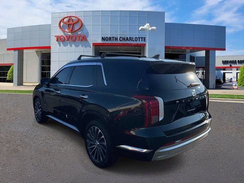 Used 2023 Hyundai Palisade Calligraphy w/ Cargo Package FWD image 5