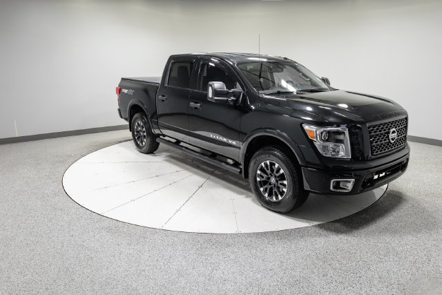 Used 2019 Nissan Titan PRO-4X AWD/4WD image 30