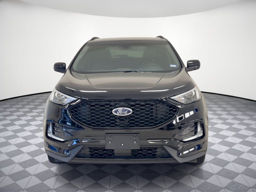 Used 2023 Ford Edge ST-Line AWD/4WD image 4