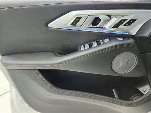 Used 2023 BMW XM Base image 33