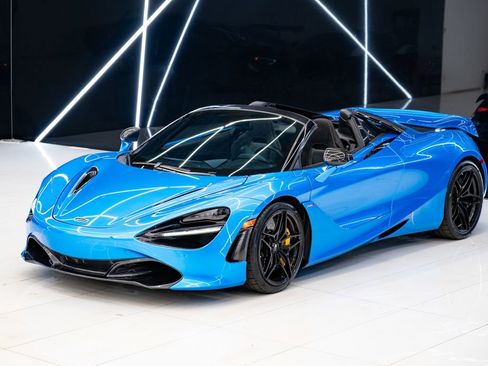Used 2020 McLaren 720S Spider RWD image 5