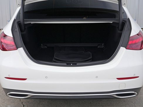 Used 2022 Mercedes-Benz C 300 Sedan w/ Exclusive Trim Package image 9