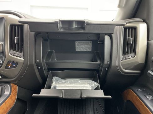 Used 2019 Chevrolet Silverado 3500 High Country w/ Duramax Plus Package image 46