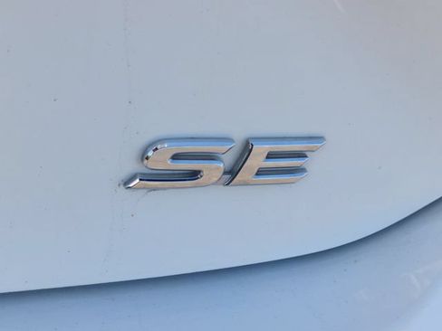 Certified 2025 Toyota Camry SE FWD image 39