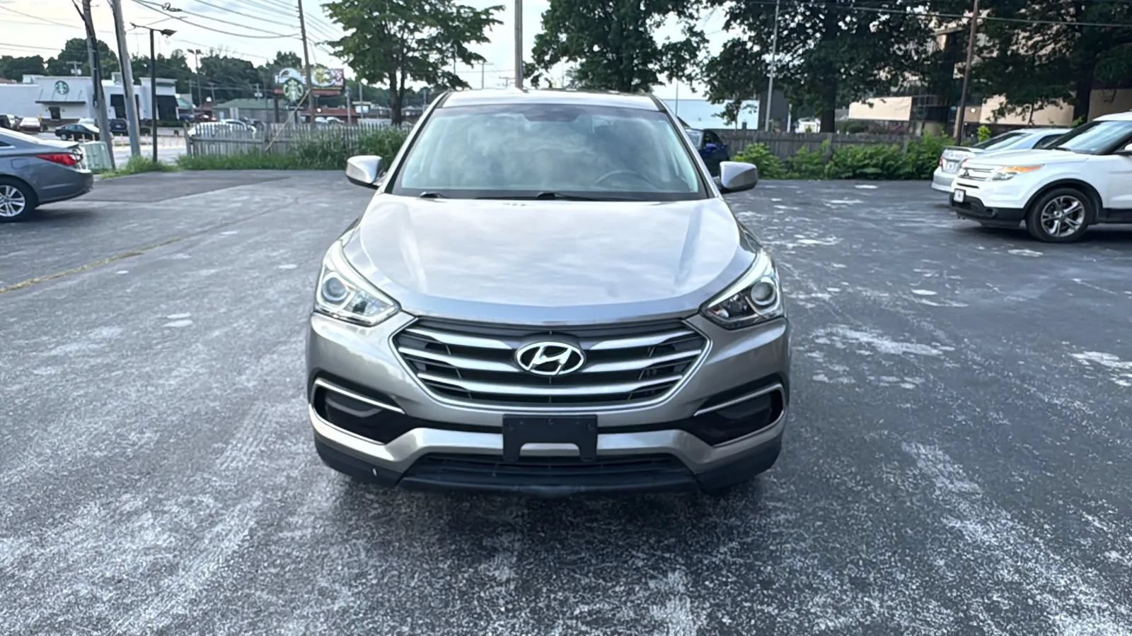 Used 2017 Hyundai Santa Fe Sport AWD/4WD image 2