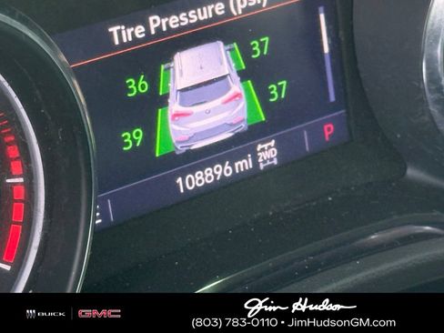 Used 2020 Buick Encore GX Preferred w/ Cold Weather Comfort Package AWD/4WD image 3