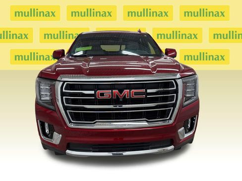 Used 2023 GMC Yukon SLT w/ SLT Premium Package RWD image 16