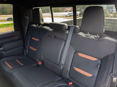 Used 2022 GMC Sierra 2500 AT4 w/ AT4 Preferred Package image 20