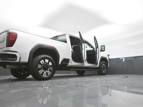 Used 2024 GMC Sierra 3500 Denali w/ Denali Reserve Package AWD/4WD image 49