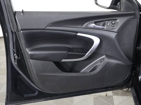 Used 2015 Buick Regal image 22