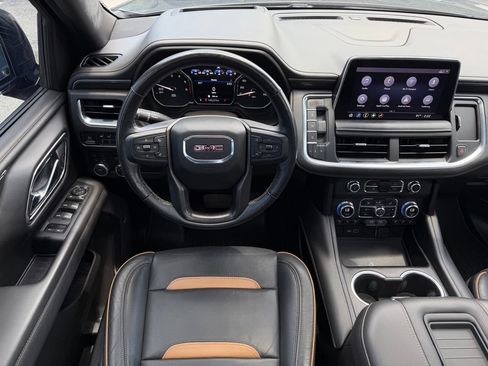 Used 2021 GMC Yukon AT4 w/ Technology Package AWD/4WD image 18