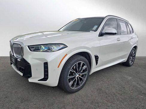 Used 2025 BMW X5 xDrive40i AWD/4WD image 7