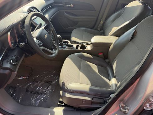 Used 2016 Chevrolet Malibu LT FWD image 27