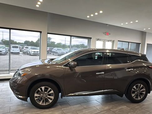 Used 2018 Nissan Murano S FWD image 8