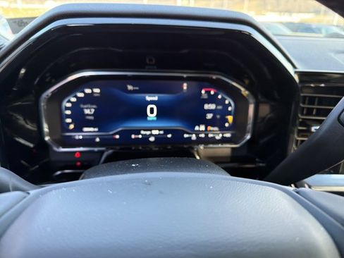 Used 2025 Chevrolet Silverado 2500 LT w/ Convenience Package image 19