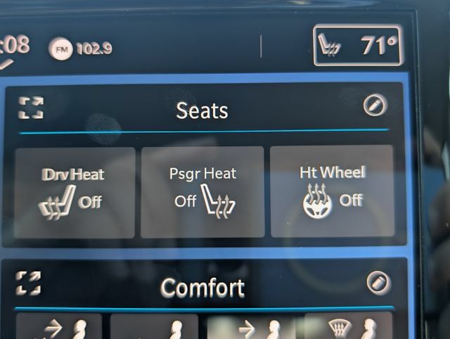 Used 2024 Chrysler Pacifica Touring-L FWD image 26