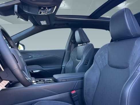 New 2026 Lexus RX 450h AWD image 14