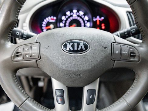 Used 2016 Kia Sportage EX image 12