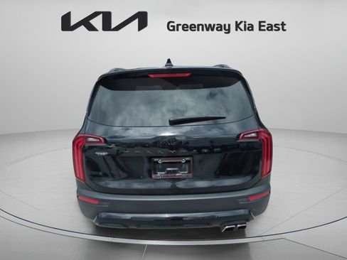Used 2022 Kia Telluride SX w/ Nightfall Edition Package AWD/4WD image 6