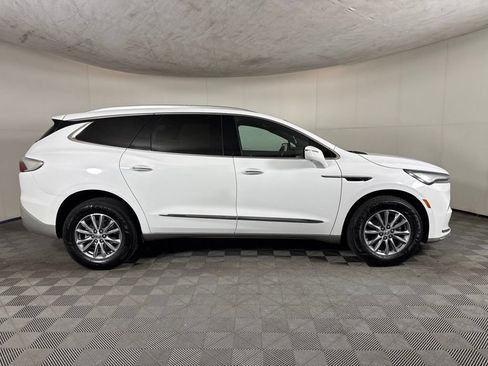 Certified 2024 Buick Enclave Premium AWD/4WD image 7