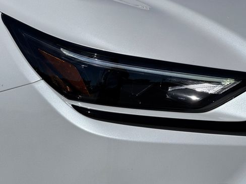 New 2026 Toyota Grand Highlander AWD Hybrid image 26