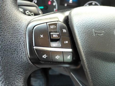 Used 2024 Ford Transit 350 XLT image 32