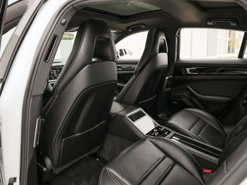 Used 2020 Porsche Panamera Edition image 28